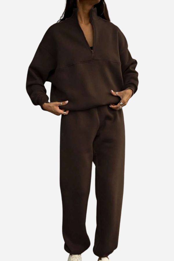 Classic Airplane Set women's brown two-piece tracksuit with high collar and tapered joggers