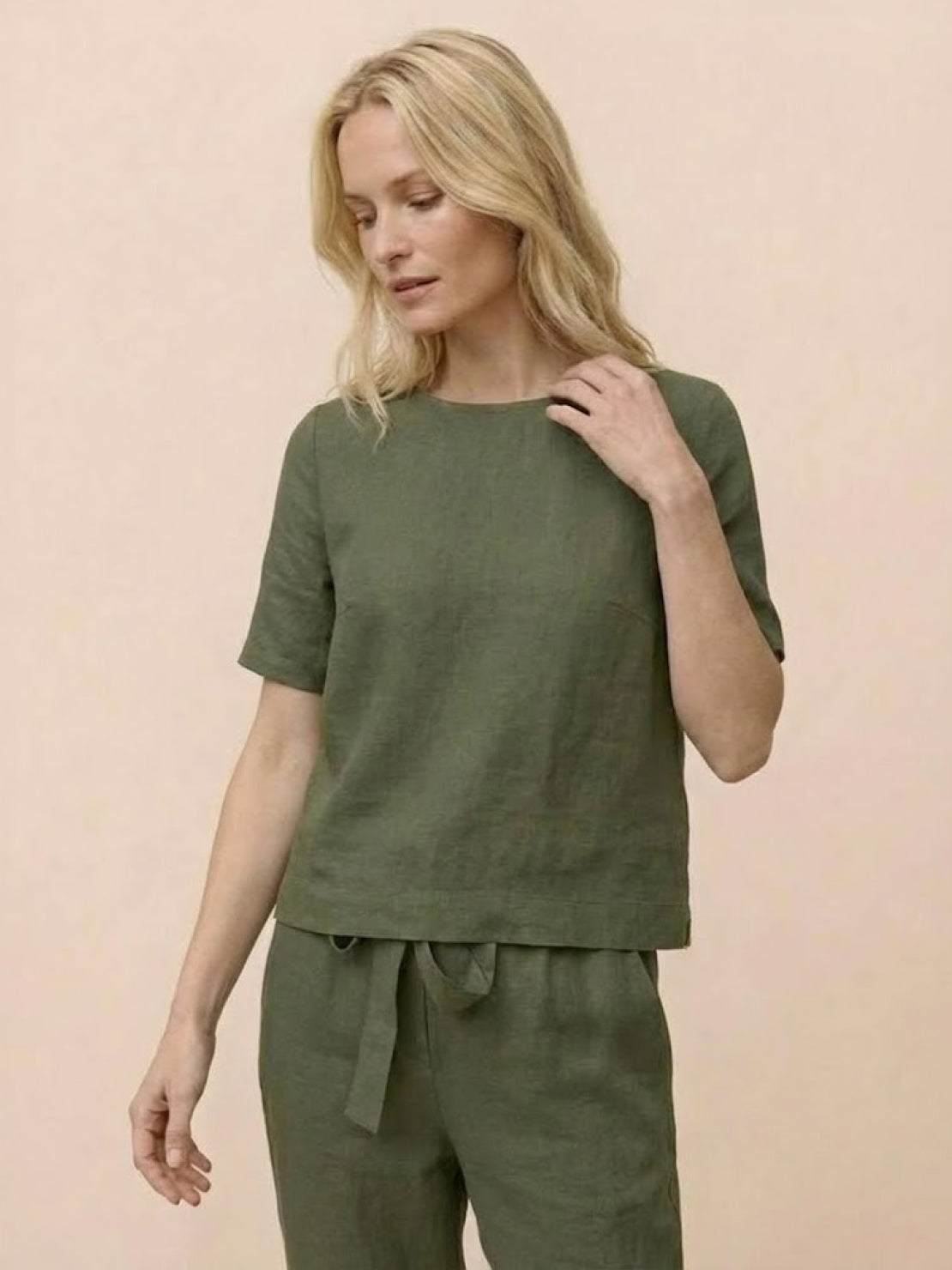 Woman wearing a soft, breathable cotton-linen blend monochrome two-piece set with relaxed fit