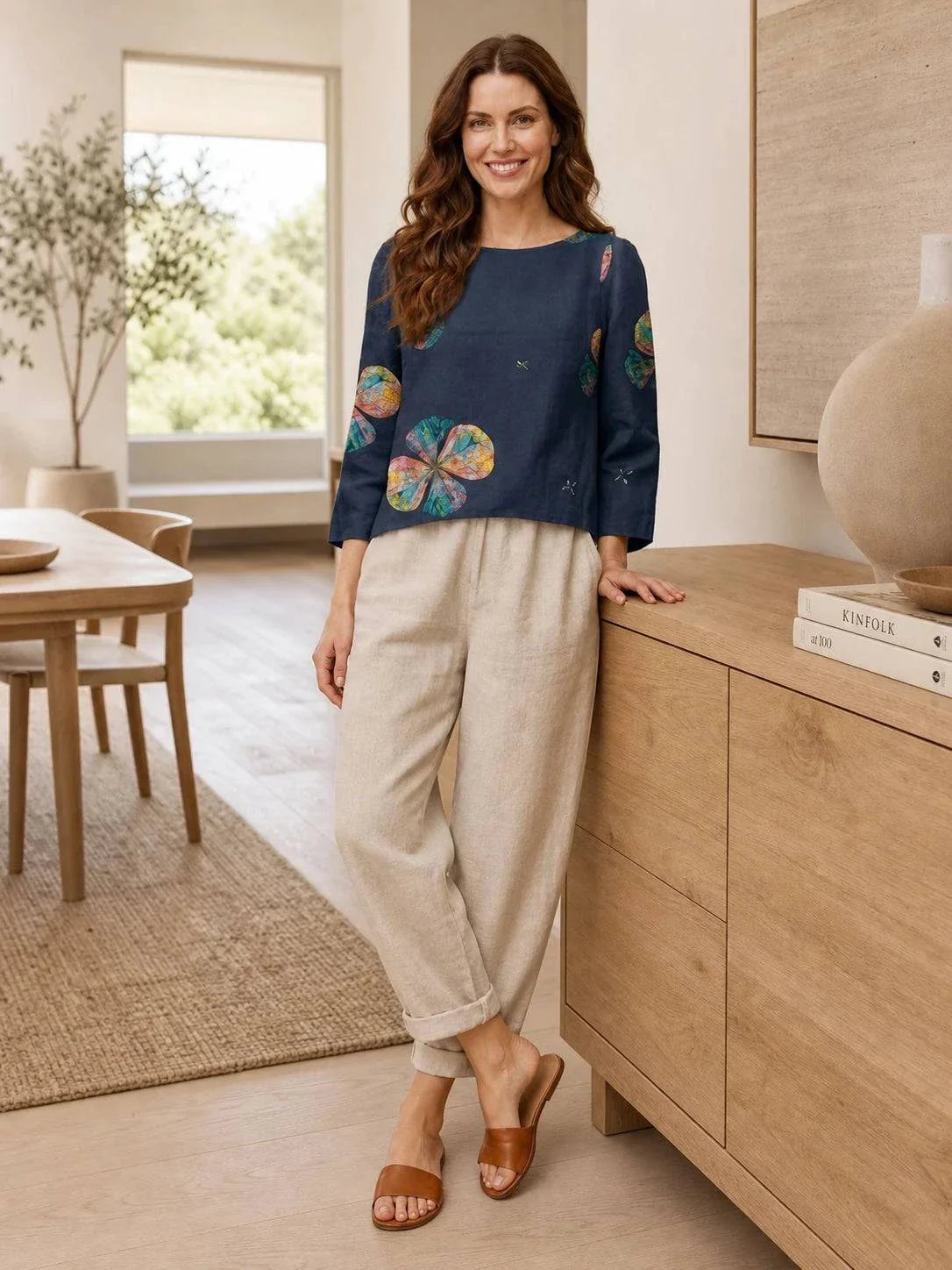 Retro monochrome style top with vintage design